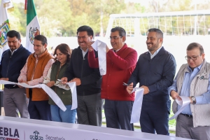Mejora Gobierno de Puebla espacios públicos para fortalecer núcleo familiar: Sergio Salomón