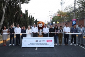 Entrega Ayuntamiento de Puebla rehabilitación de la avenida Tecnológico