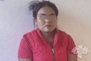 Detienen a mujer que pretendía ingresar droga al penal de Tepexi