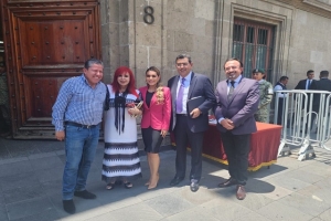 Céspedes acude a reunión convocada por AMLO en Palacio Nacional