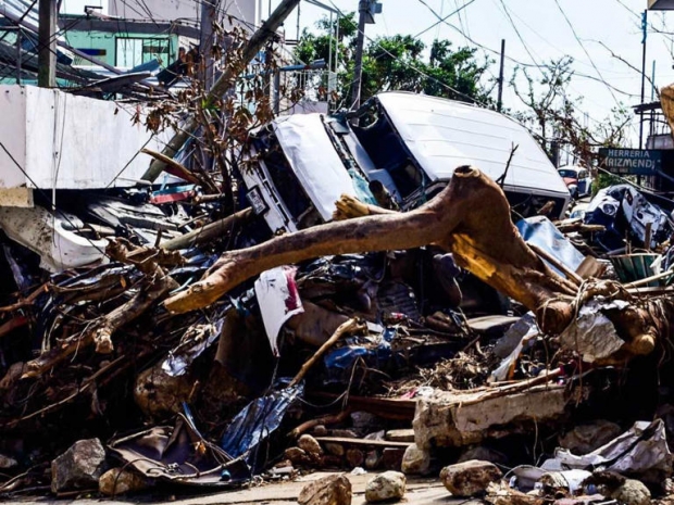 En Guerrero suman 52 muertos por huracán 'Otis'; hay 32 desaparecidos
