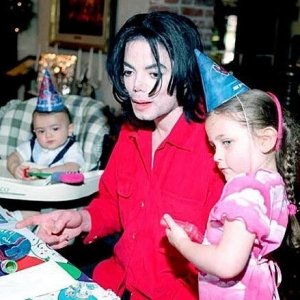 Paris Jackson revela la estricta regla que Michael Jackson impon&iacute;a a sus hijos para no criarlos con privilegios