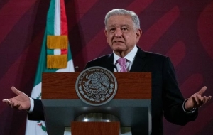 ¡Tú no, Manuelita! AMLO ‘baja’ a su prima de elecciones a gobernadora en Chiapas