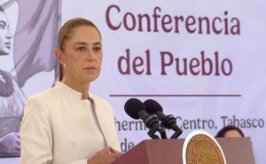 Sheinbaum descarta reuni&oacute;n con Andy L&oacute;pez Beltr&aacute;n durante gira en Tabasco; retiro de visa fue asunto pol&iacute;tico, reitera