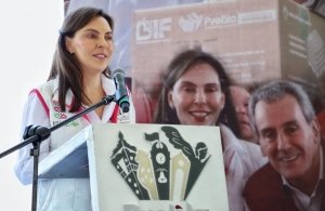 MariElise Budib entrega m&aacute;s de 4 mil despensas del programa &ldquo;Alimentaci&oacute;n Imparable&rdquo; en La Resurrecci&oacute;n