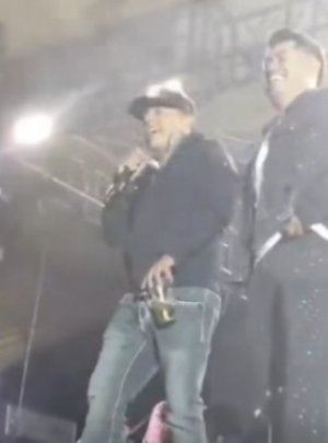 Edil de MC en Tepeyahualco incita al consumo de alcohol mientras presume que tiene dinero para contratar a los Los Titanes de Durango