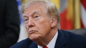 Crecen las cr&iacute;ticas a Trump por su acuerdo para comprar di&eacute;sel ruso: senadores advierten que podr&iacute;a violar la ley
