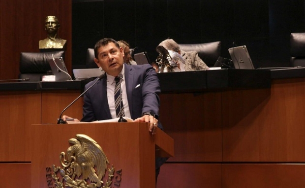 El senador Armenta propone reformas para impulsar soberanía financiera y económica