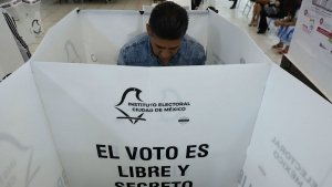 Luego de 15 horas de debate, diputados aprueban el Plan B de la reforma electoral de Sheinbaum