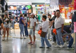 En su d&iacute;a 11, la Feria de Puebla, se mantiene como escaparate regional