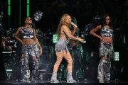 Shakira brilla en la final de la Copa América 2024 con minifalda y botines