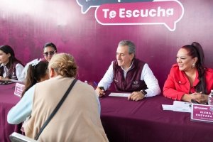 Pepe Chedraui contin&uacute;a con la atenci&oacute;n de peticiones con el &ldquo;D&iacute;a del Pueblo&rdquo; en San Baltazar Tetela