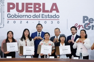 Puebla impulsa a migrantes repatriados con apoyo productivo y visi&oacute;n humanista