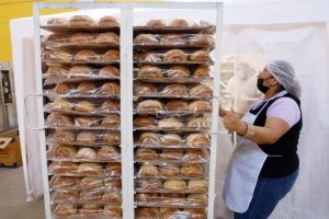 Alista DIF Puebla Capital la Rosca de Reyes m&aacute;s grande del mundo