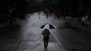 Monzón mexicano y canales de baja presión continuarán generando lluvias fuertes en el país