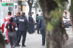 Dos muertos deja percance provocado por transporte público en céntrica zona de Puebla