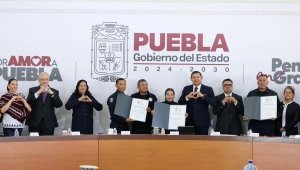 Gobierno estatal reconoce profesionalización de cuerpos de seguridad capacitados por SEMAR