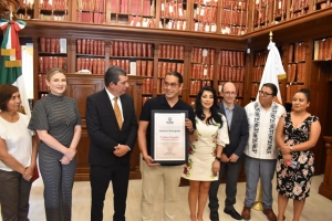 Puebla reconoce al chef Carlos Gaytán como &#039;Visitante Distinguido&#039;