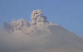 Cae ceniza del volcán Popocatépetl en 11 municipios de Puebla