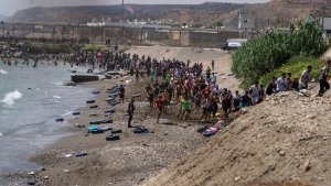 Van 57 Muertos por &Eacute;xodo en Marruecos: Han Entrado Unas 60 Mil Personas a Ceuta