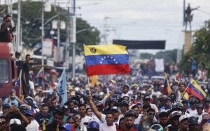 Maduro advierte de un ‘baño de sangre’ y una ‘guerra civil’ si no gana las elecciones