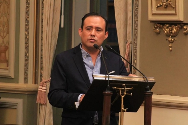 Alto a la discriminación laboral contra ex convictas, pide diputado de Puebla