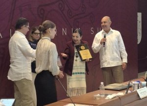 CECyTE Puebla recibe premio nacional por indicadores educativos sin precedentes