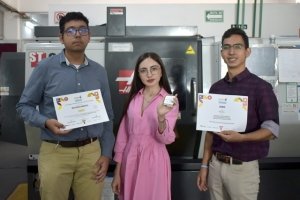 Alumnos de la Facultad de Ciencias de la Electrónica ganan oro en Infomatrix Argentina 2025