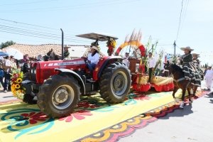 Tradici&oacute;n, identidad y turismo distinguen la hist&oacute;rica cabalgata de Chignahuapan