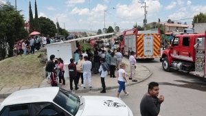 Suman 3 v&iacute;ctimas por la explosi&oacute;n en Geovillas del Sur