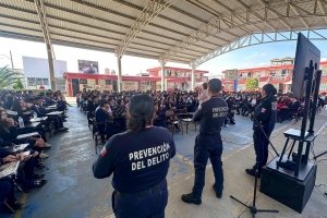 IJMP imparte pl&aacute;ticas de prevenci&oacute;n a m&aacute;s de 400 estudiantes