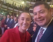 Sheinbaum con el líder regional más fuerte en Puebla