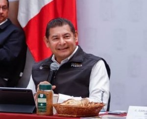 Gobierno de Puebla busca conectividad con ciudades de Estados Unidos