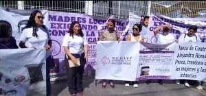Acusan a jueza de favorecer liberaci&oacute;n de agresor vicario en Puebla; advierten retroceso en Ley Vicaria
