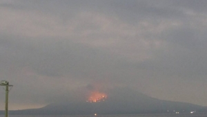 ¡Se puso bravo! Volcán Sakurajima, en Japón, hace erupción: video