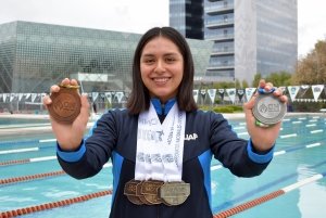Destaca estudiante BUAP en competencias nacionales de nataci&oacute;n