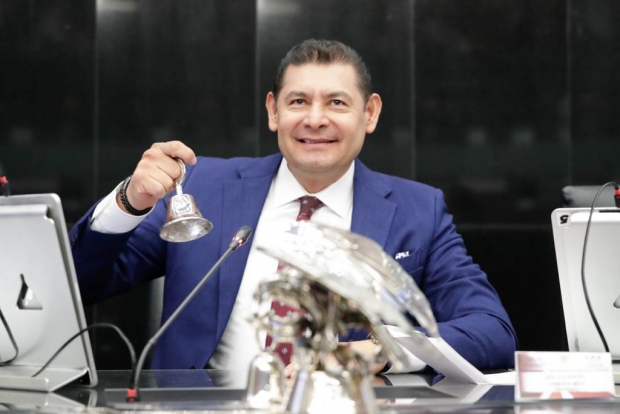 El senador Armenta rechaza aumento del presupuesto para la SCJN