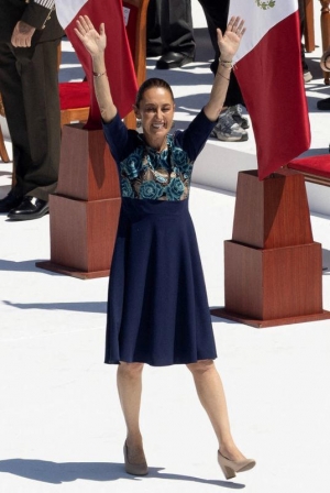 Presidenta de M&eacute;xico defiende decisi&oacute;n soberana de enviar crudo a Cuba tras reporte de suspensi&oacute;n