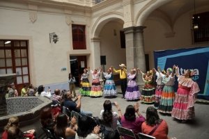 BUAP celebra a las personas mayores con jornada cultural en Casa de las B&oacute;vedas