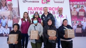 Pepe Chedraui entrega m&aacute;s de 2 mil 600 despensas del programa &ldquo;Alimentaci&oacute;n Imparable&rdquo; en San Baltazar Tetela