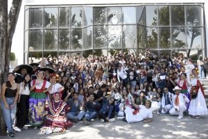 Los universitarios BUAP celebraron el amor en todas sus expresiones