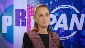 &ldquo;Ni siquiera llegan a los dos d&iacute;gitos&rdquo;: Sheinbaum se burla de posible alianza PRI-PAN