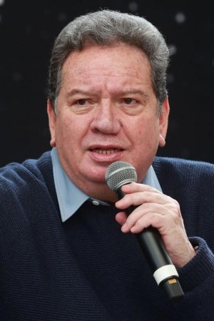 Coque Mu&ntilde;iz pide perd&oacute;n a Frida Sof&iacute;a tras pol&eacute;mica por Enrique Guzm&aacute;n