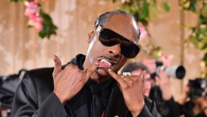 Snoop Dogg fue censurado en los Globos de Oro tras confesar que estaba drogado; as&iacute; fue el momento