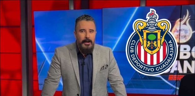 Álvaro Morales llama 