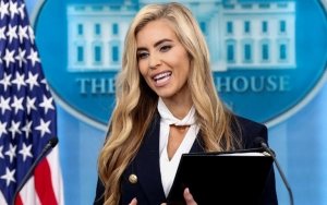 Trump despide a secretaria de prensa&hellip; dur&oacute; menos de una semana