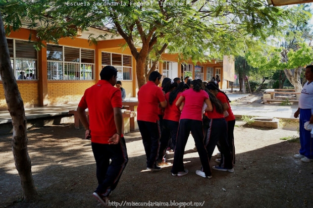 Suspenden actividades en secundaria de Tehuitzingo por acusaciones de maltrato físico