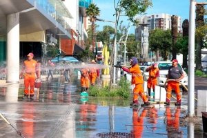 Personal de LIMPIA realiza lavado en Avenida Ju&aacute;rez: gobierno de Pepe Chedraui