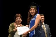 Lilia Cedillo reconoce compromiso y formaci&oacute;n de egresados de Econom&iacute;a y Finanzas de la BUAP