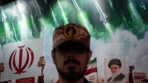 Ir&aacute;n amenaza con cortar petr&oacute;leo y gas a Estados Unidos y otros pa&iacute;ses por a&ntilde;os si Trump ataca